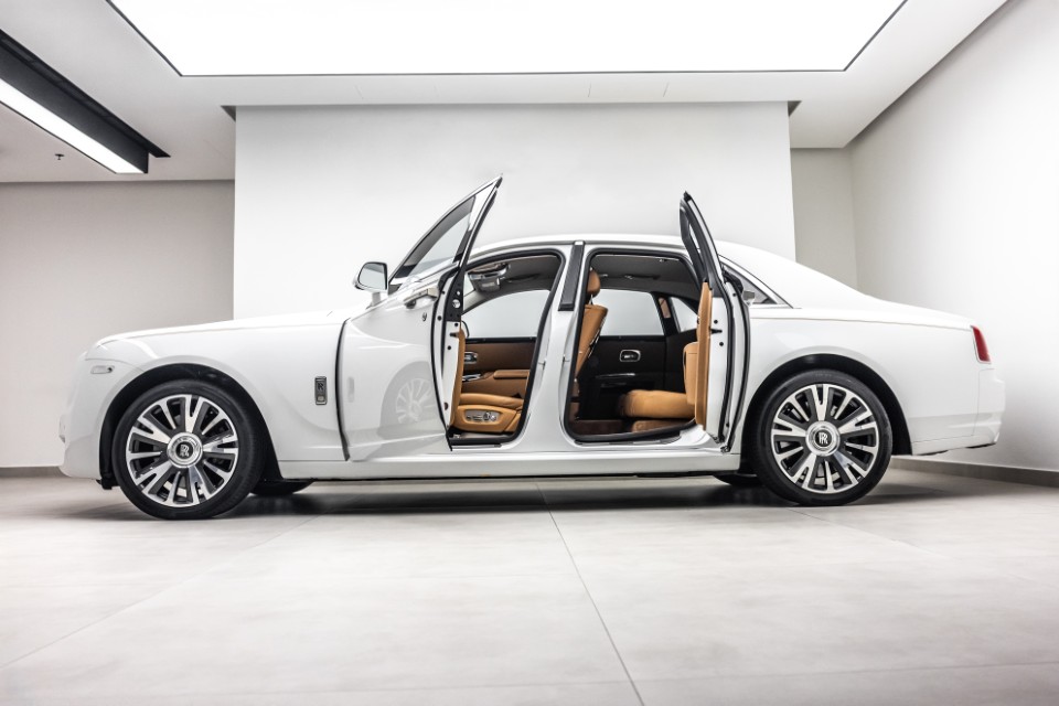 2019 ROLLS ROYCE GHOST DEALER WARRANTY SERVICES